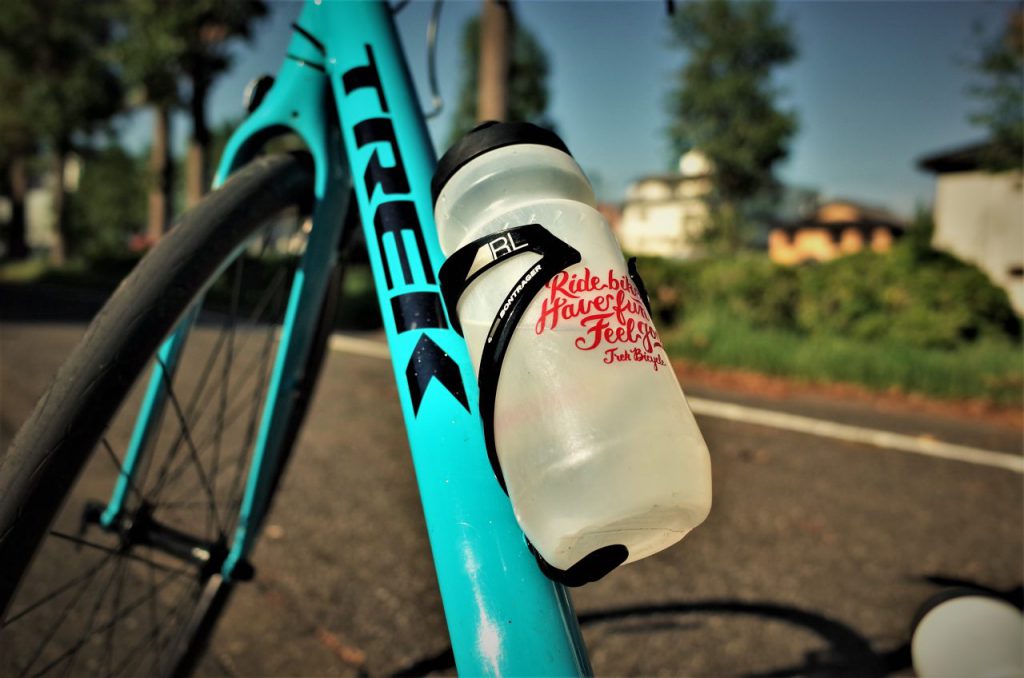 激安正規品 H220.ボトルケージ ドリンクホルダー 赤 ペットボトル 自転車赤サイクリング