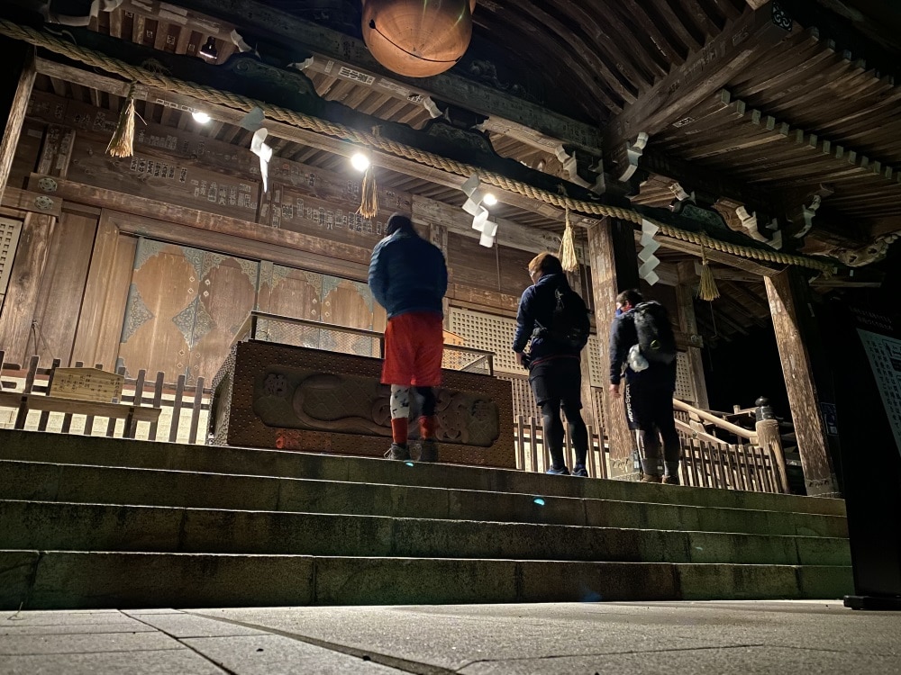 筑波山神社拝殿でお参り