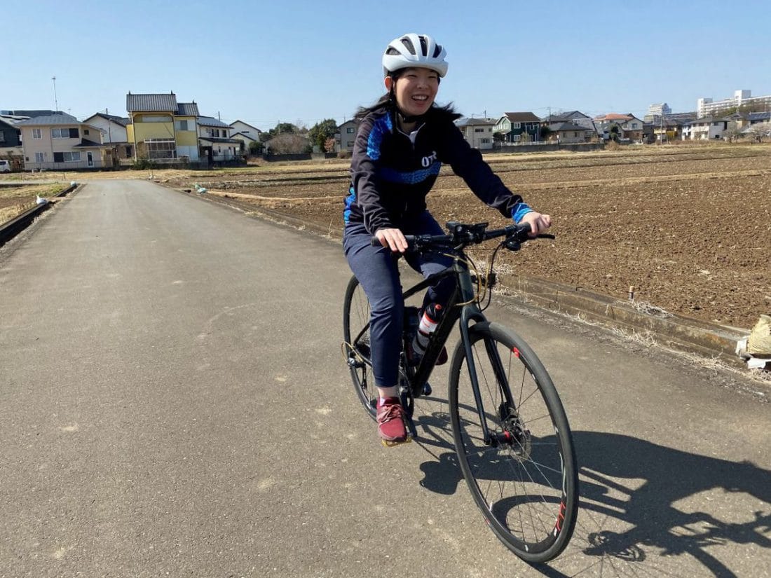 バイク屋まで自転車で行く