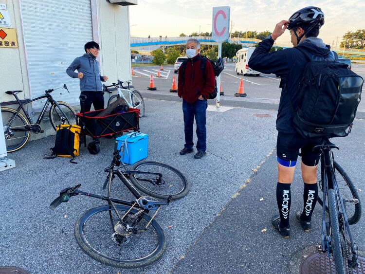 幕張メッセ駐車場から移動